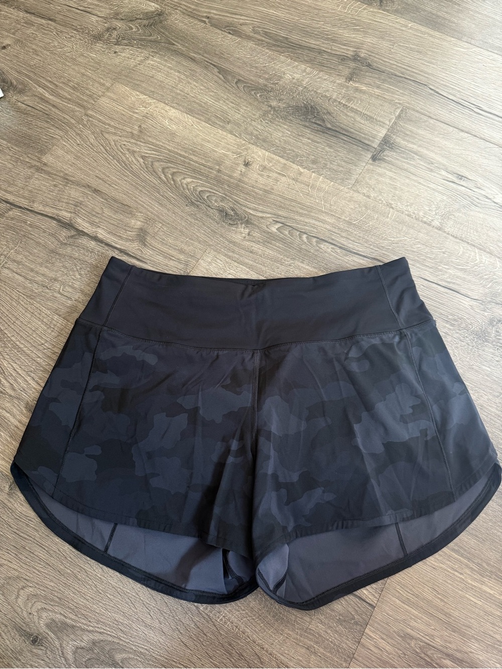 Lululemon Speed Up High-Rise Short 4" *Long
Heritage 365 Camo Deep Coal Multi